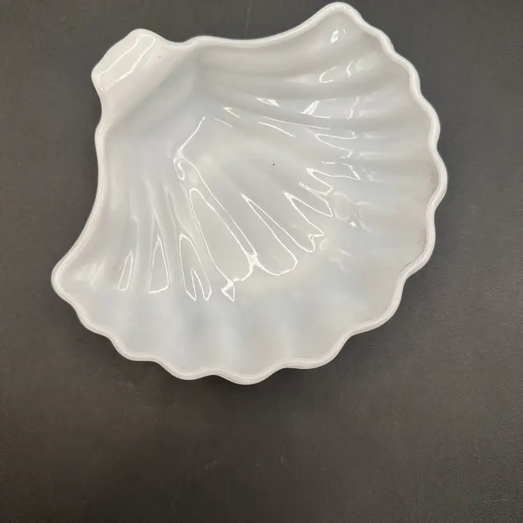 Vintage Anchor Hocking Milk Glass Sea Scallop Shell Dish, 7”W 6”L 1.25”D