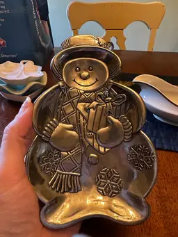 Vintage CHRISTMAS SNOWMAN Metal SILVER CANDY DISH HOME