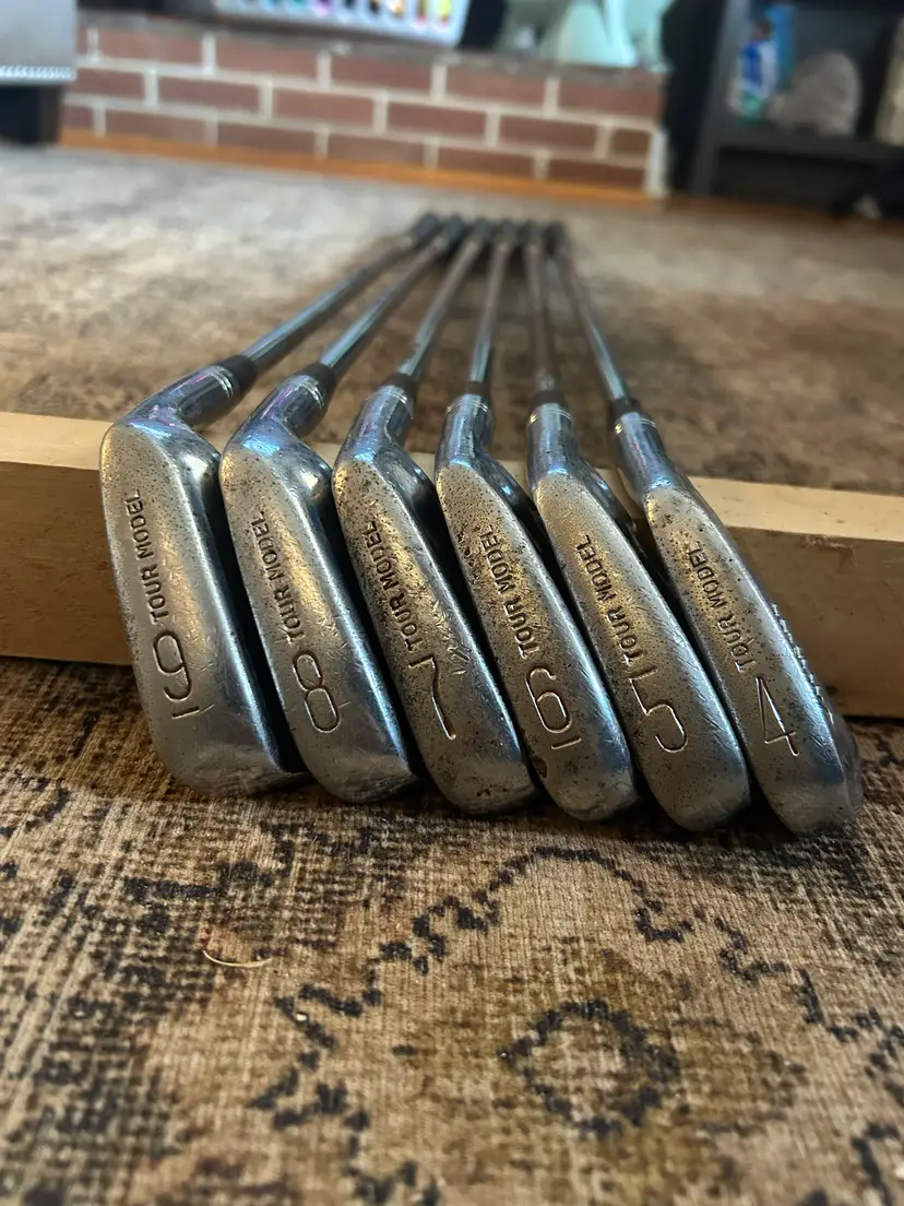 Titleist 812 Tour Model 4-9 Iron