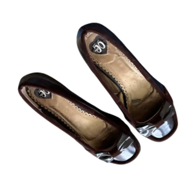 Vintage 56 Burgundy Patent Leather Flats with Bows - Size: 7