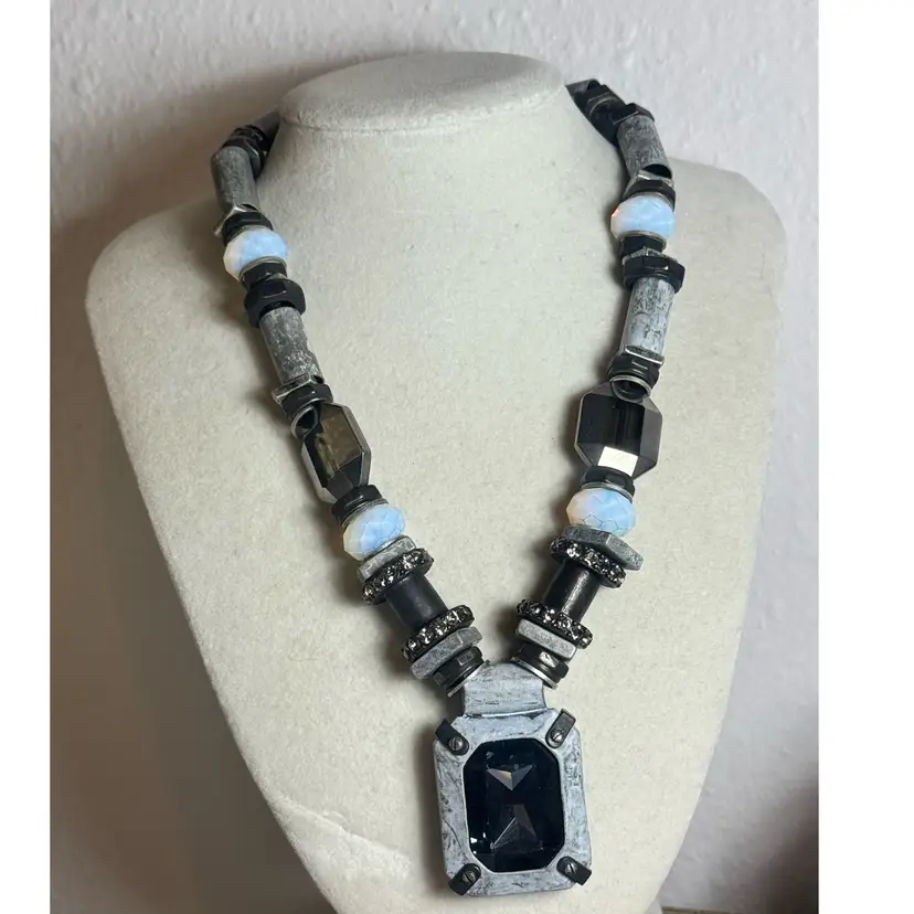 Designer All Saints Glass Opaline Necklacd 16”