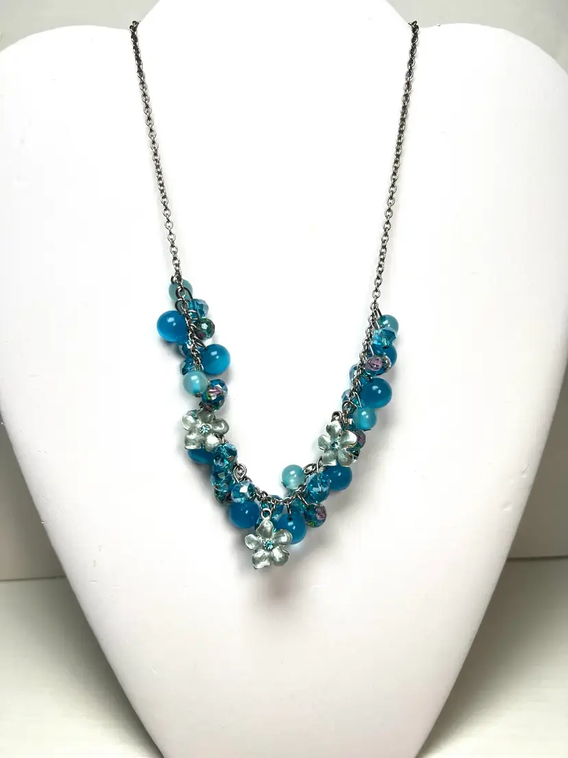 Blue Beaded Silver-tone Necklace. Length drop ~8” to 9-1/4”.