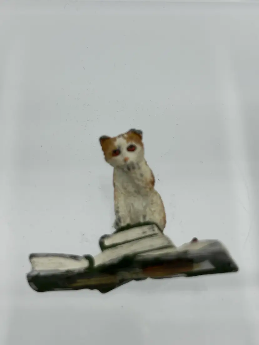 Vintage Tiny Metal Cat On Stack Of Books Figurine