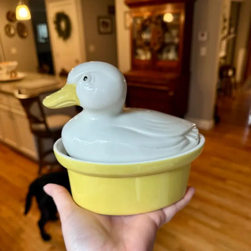 Hall Carbone Pottery Mini Duck Casserole Dish