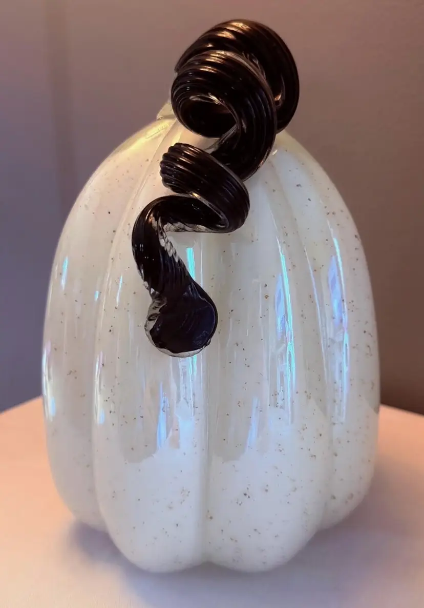 Hand Blown Art Glass Pumpkin with Sparkling Gold Mica Flecks – Murano Style Autumn Decor
