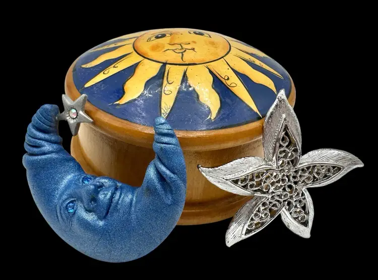 🎄For the Whimsicore Decorator🎄 Trinket Box, Magnet, Brooch Lot