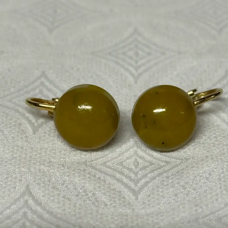 Vintage Gold Tone Green Bakelite Button Shape Clip Earrings