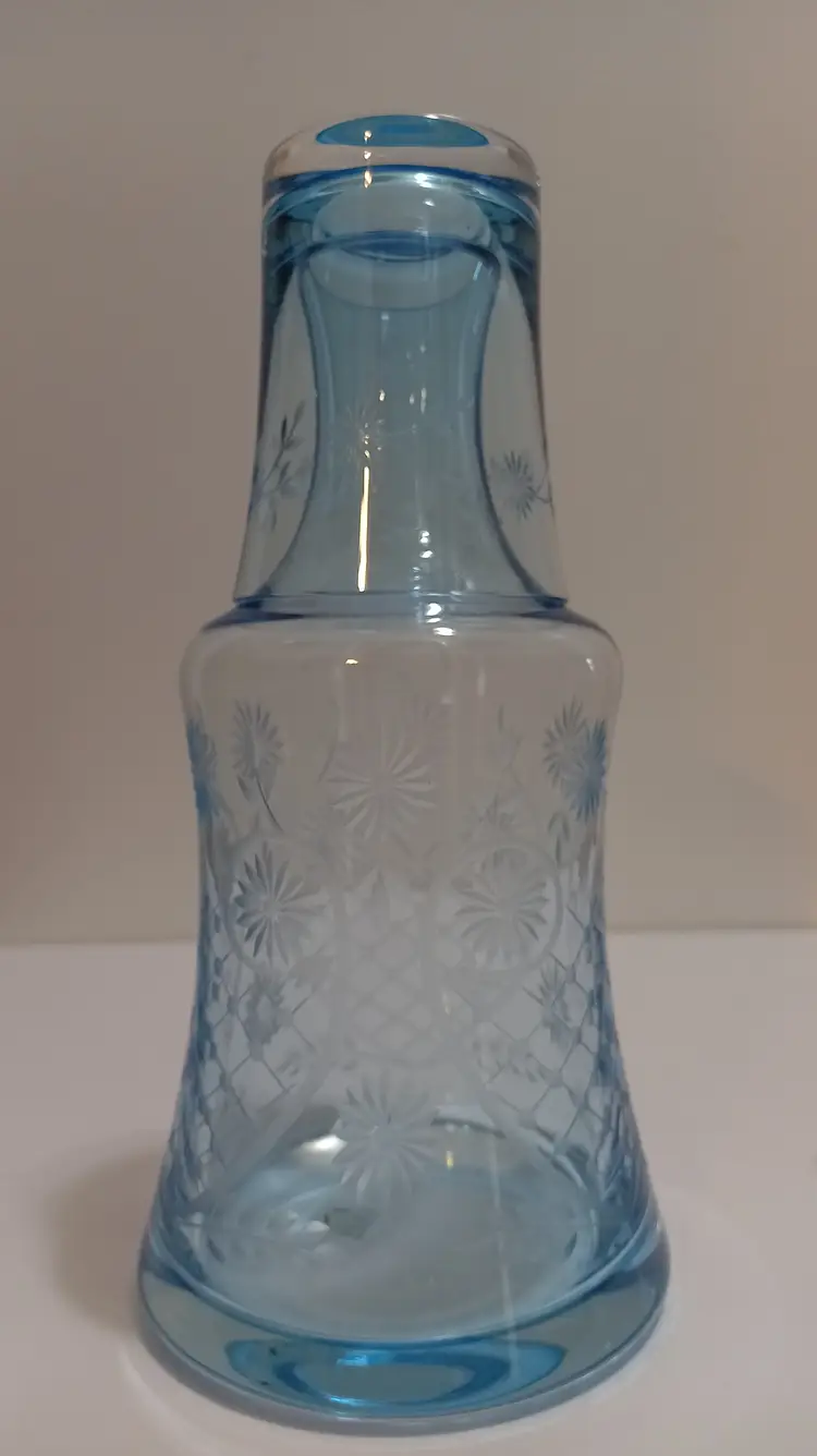Romanian  Etched Glass Tumble Up