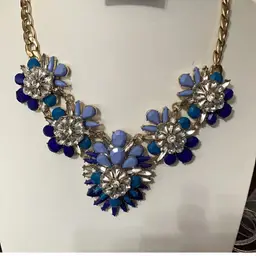 Cara Jewelry Statement