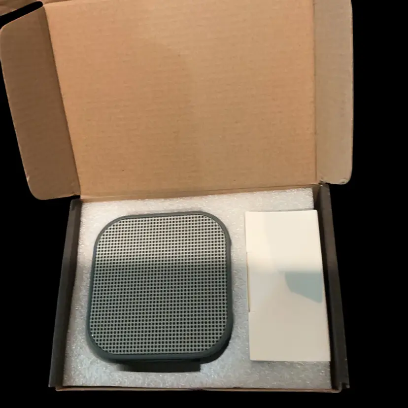 Dio Audio Made Simple. Dio Node 1~ Pack. Apple AirPlay!! Designed For Apply AirPlay 2 , Distribute Audio Across Multiple Rooms.