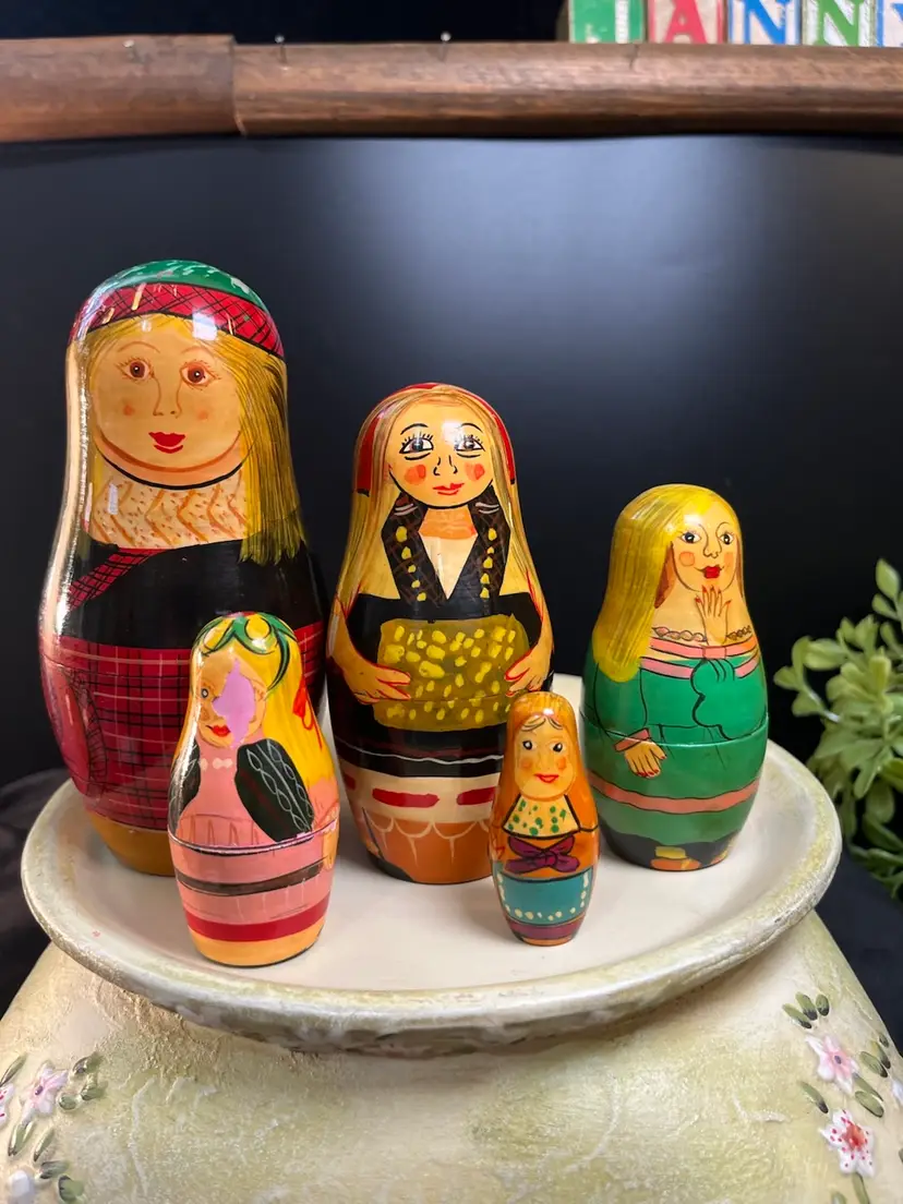 Hand Painted Folk Art Wood Nesting Dolls-Set of 5