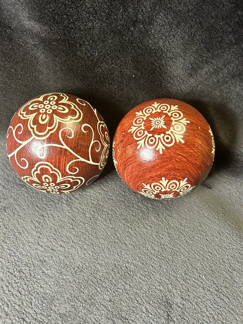 Burgundy Wood Asian/Himalayan Decor 4”Balls