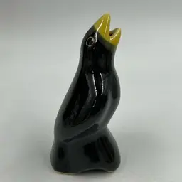 Vintage Black And Yellow Pie Bird / Crow Mouth Has Tough Areas But No Chips Are Cracks 3.5” T