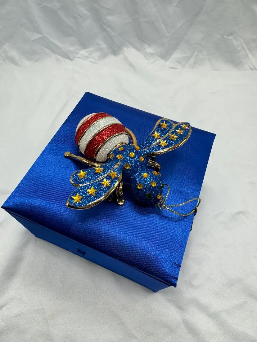 VTG Joan Rivers Glass Ornament