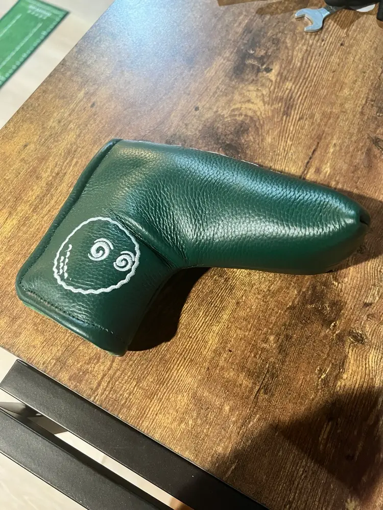 Malbon - Magnetic Green Blade Putter Headcover