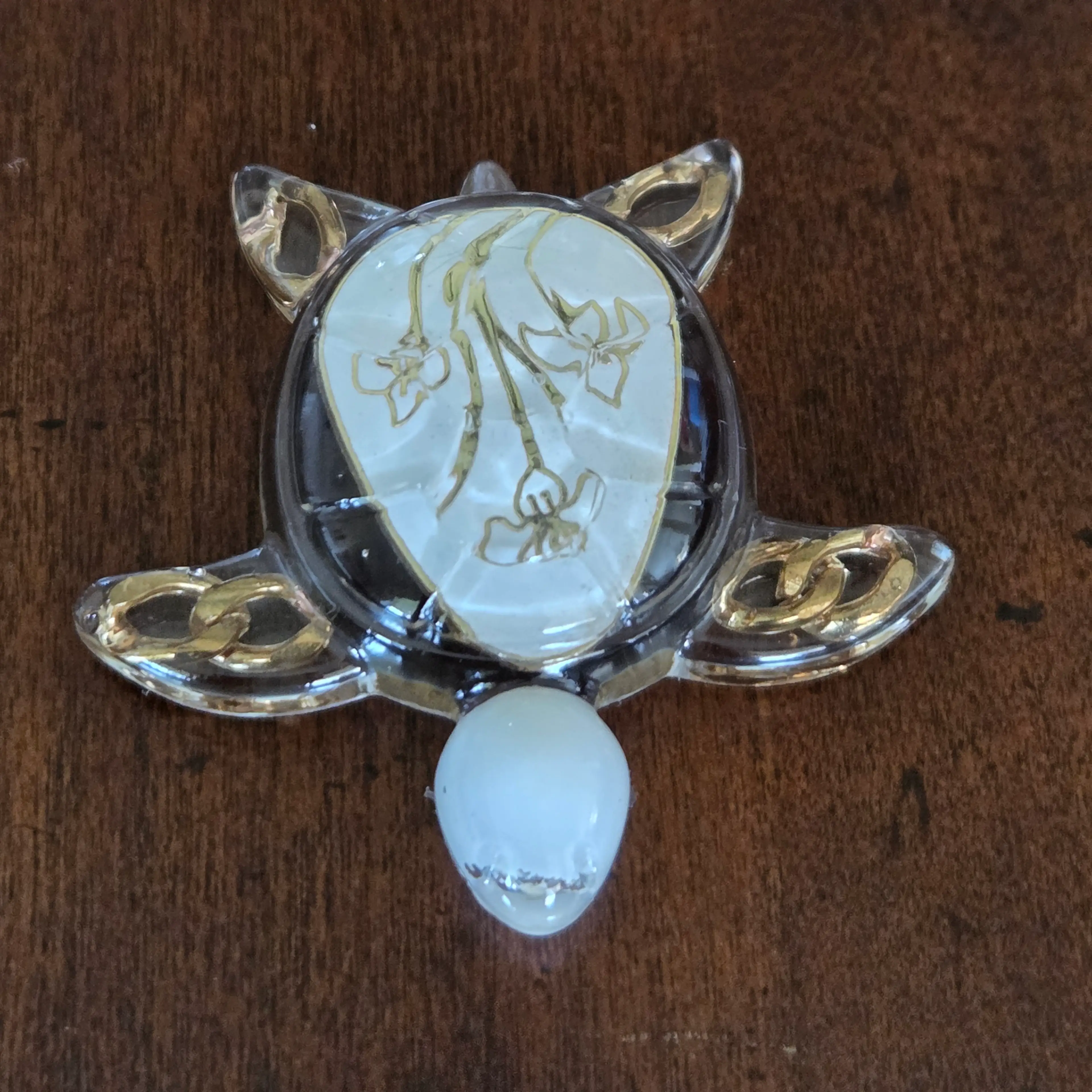 Image 2 of 9