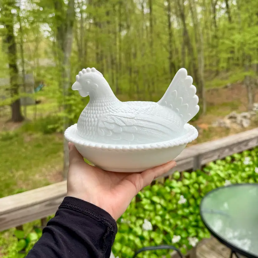 Indiana Milk Glass Hen On The Nest- ** CALL OUT**