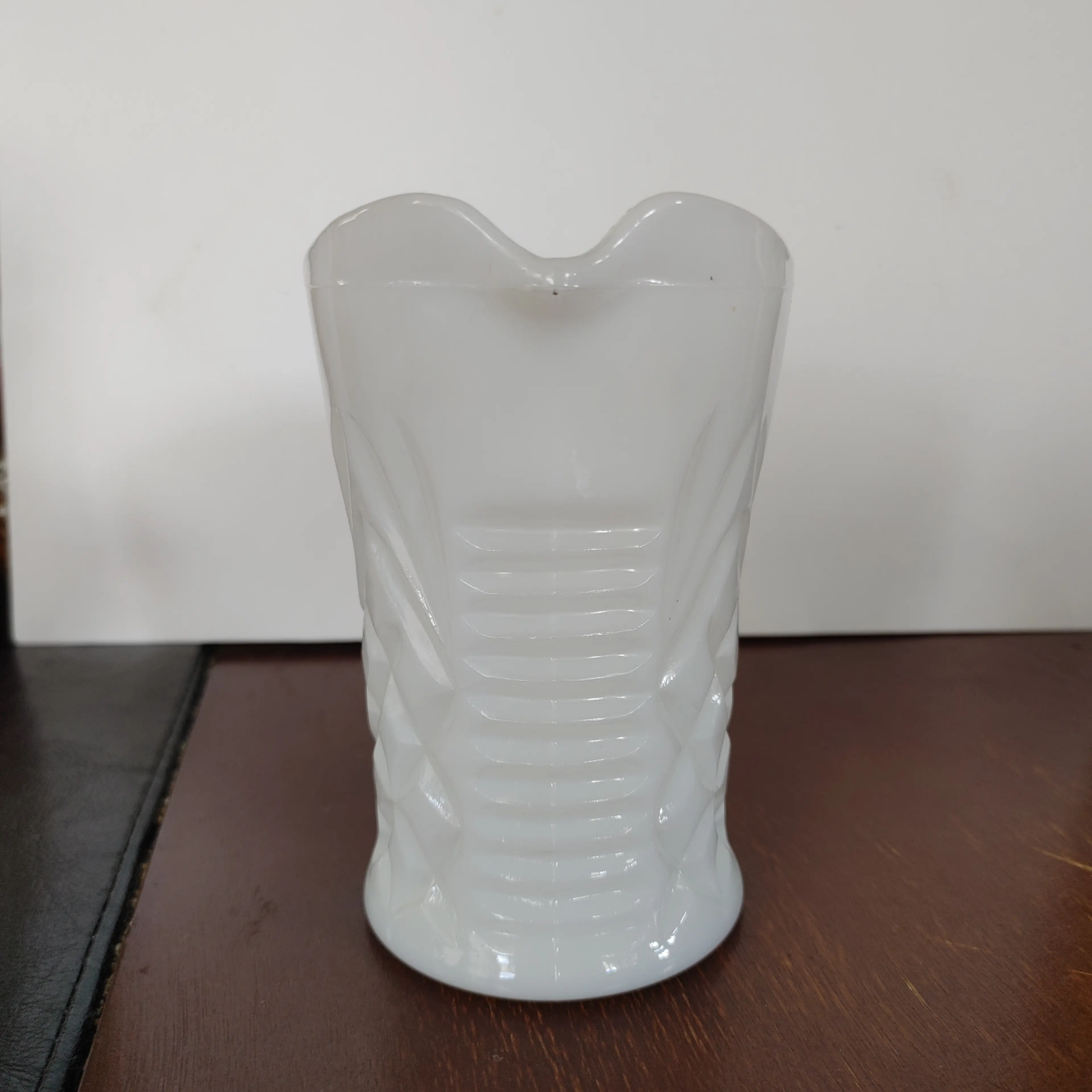 Image 3 of 6