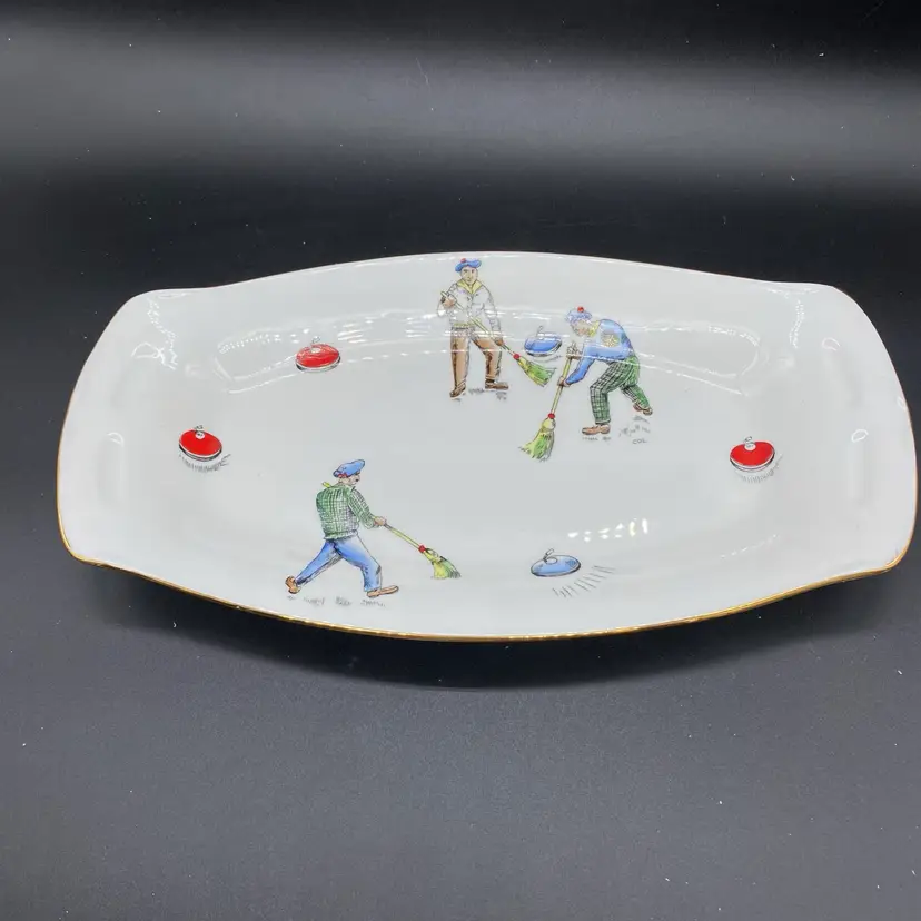 #4813b Royal Grafton Curling Cup Fine English Rare Pieces- Long Dish