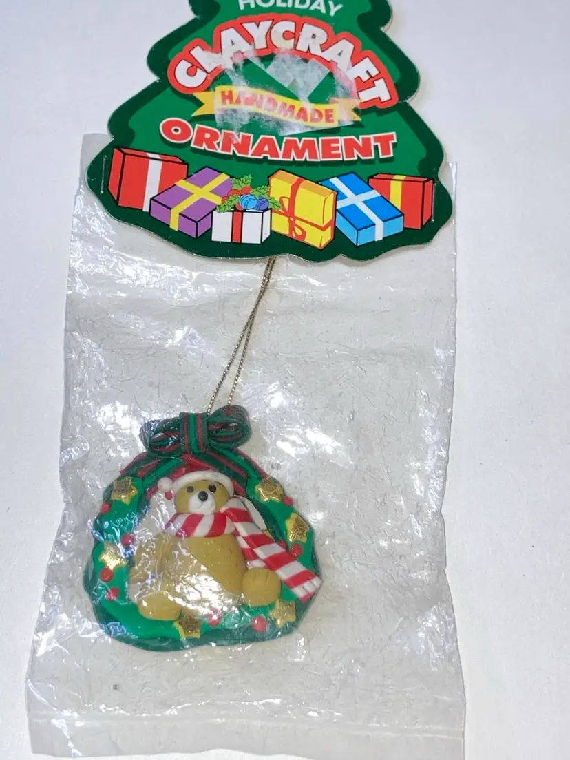 Claycraft  Teddybear In A Wreath Ornament 1 3/4”