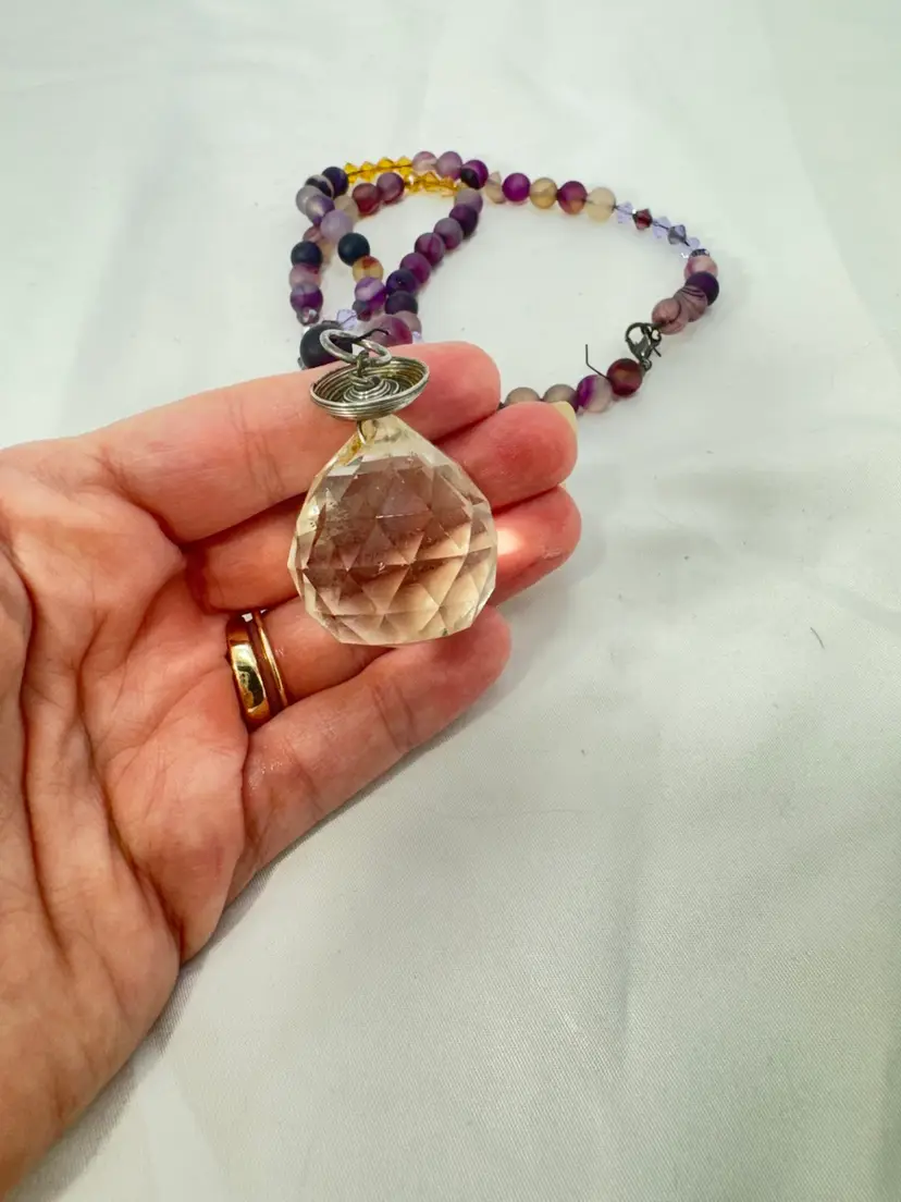 VTG Hand Made Glass Beaded And Crystal Necklace