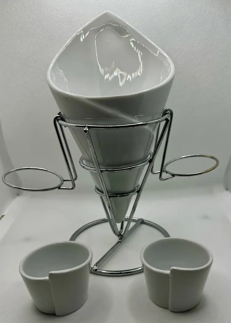 Gibson 2020 Ceramic Cone Serving Set with Metal Stand