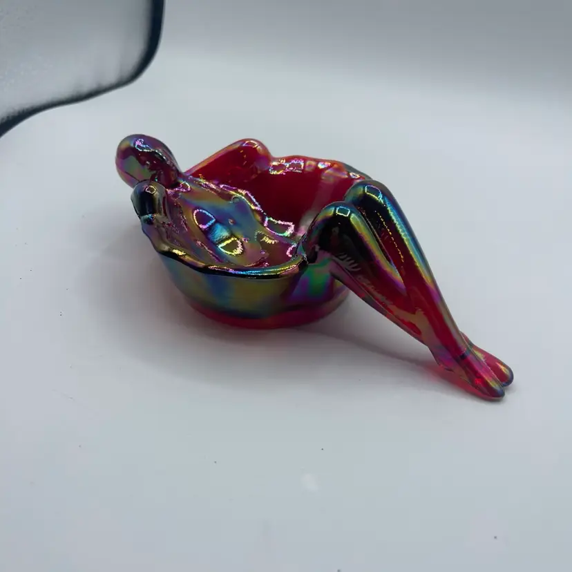Mosser Glass Bathing Beauty Red Carnival Glass Soap Dish, Glows
