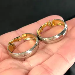 Vintage Signed L.H. SEGAL California 1” Hoop Clip On Gold-tone Earrings.