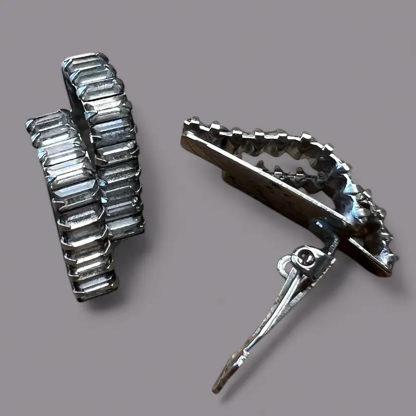 Vintage Rhinestone Clip On Earrings 1β