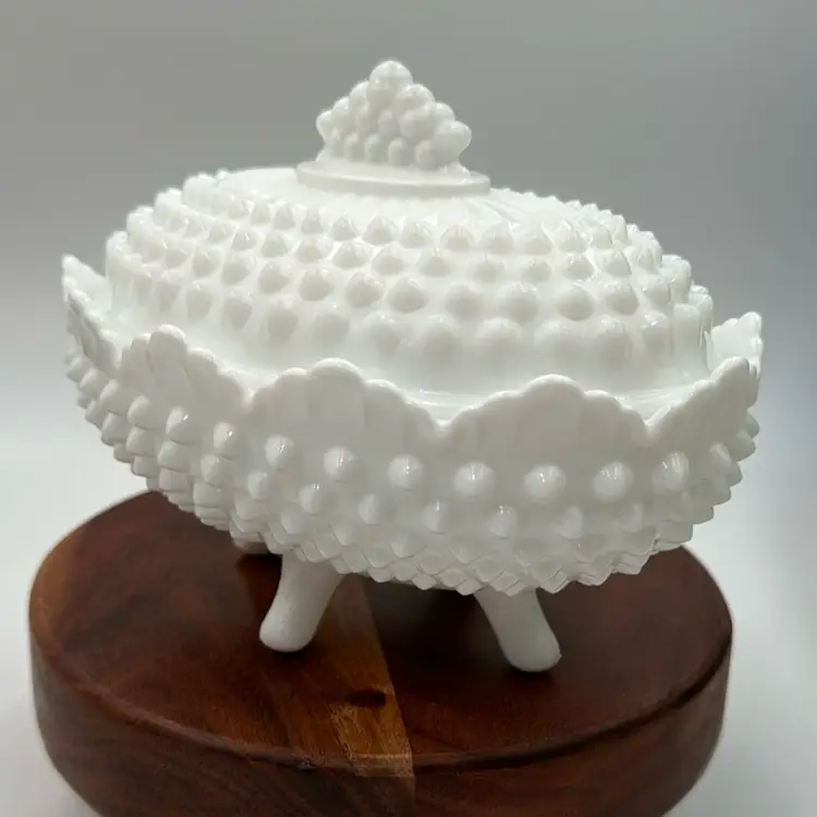#01 Fenton Hobnail Milk Glass Oval Candy Dish With Lid🍬🍬🍬
