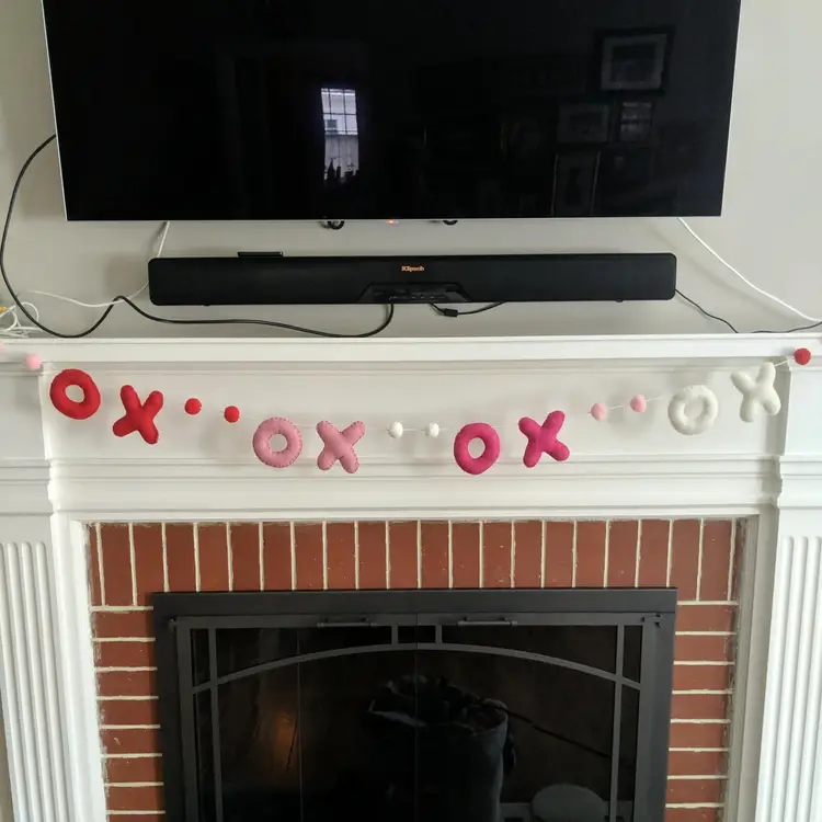 Felted Red Fushia and Pink Xs and Os and Pom Poms Garland 4-foot Valentine Decor