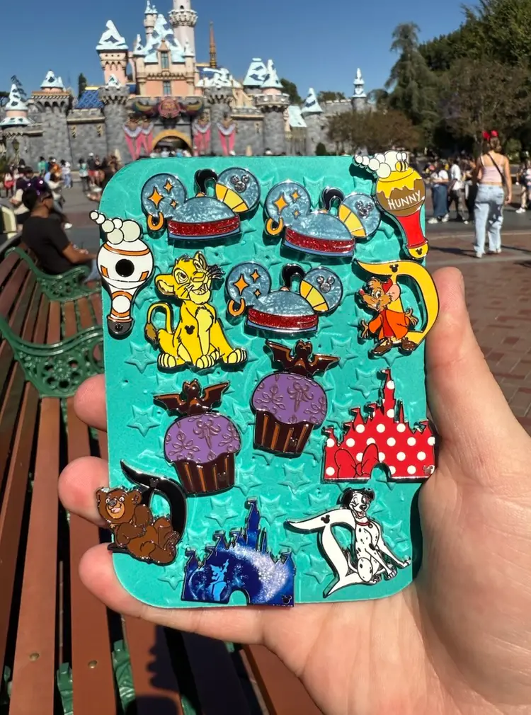 AUTHENTIC DISNEY PIN SALE! $10 and $15 Starts!