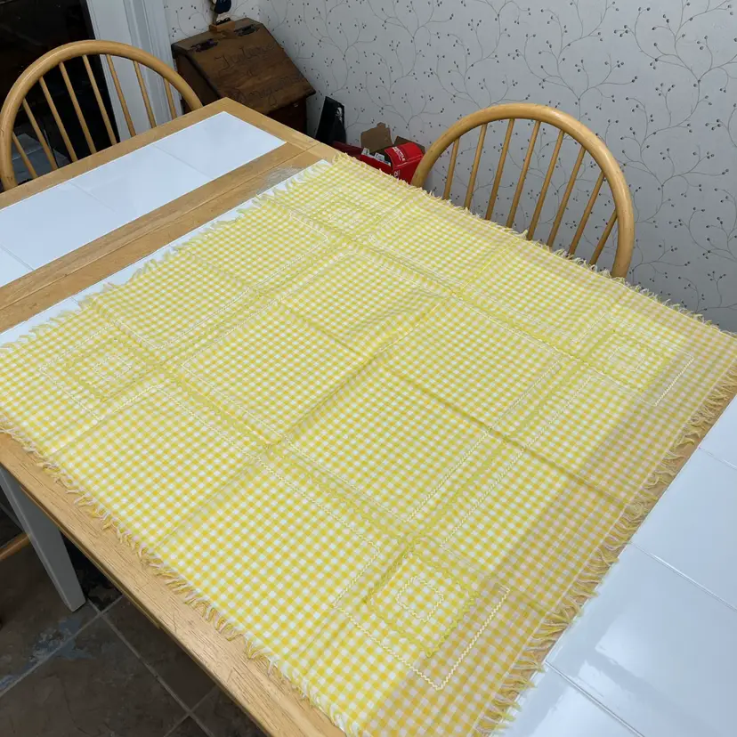 Yellow & White Gingham w/ Bric-a-Brac Border Square Tablecloth
