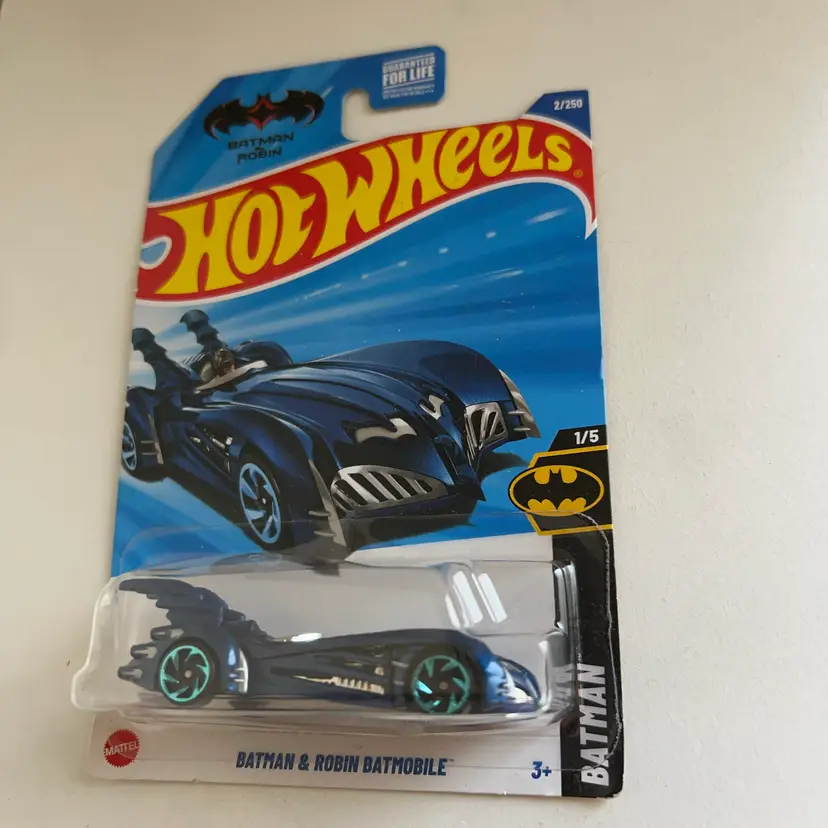 Hot wheels, Batman and Robin Batmobile 1/5
