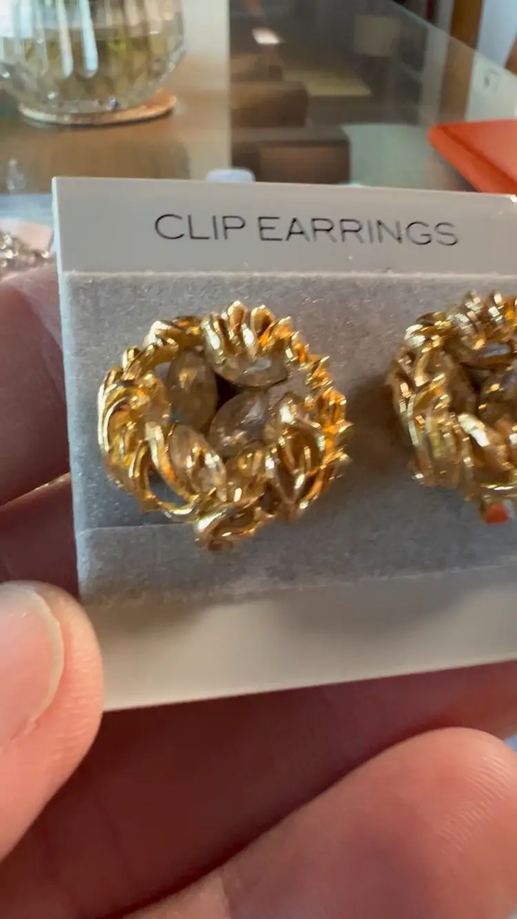 E-014 Vintage KRAMER Gold-Tone and Glass Rhinestone "Bird's Nest" Clip-On Earrings