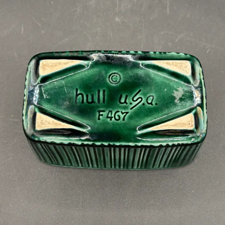 Vintage planter - Hull ribbed green rectangle