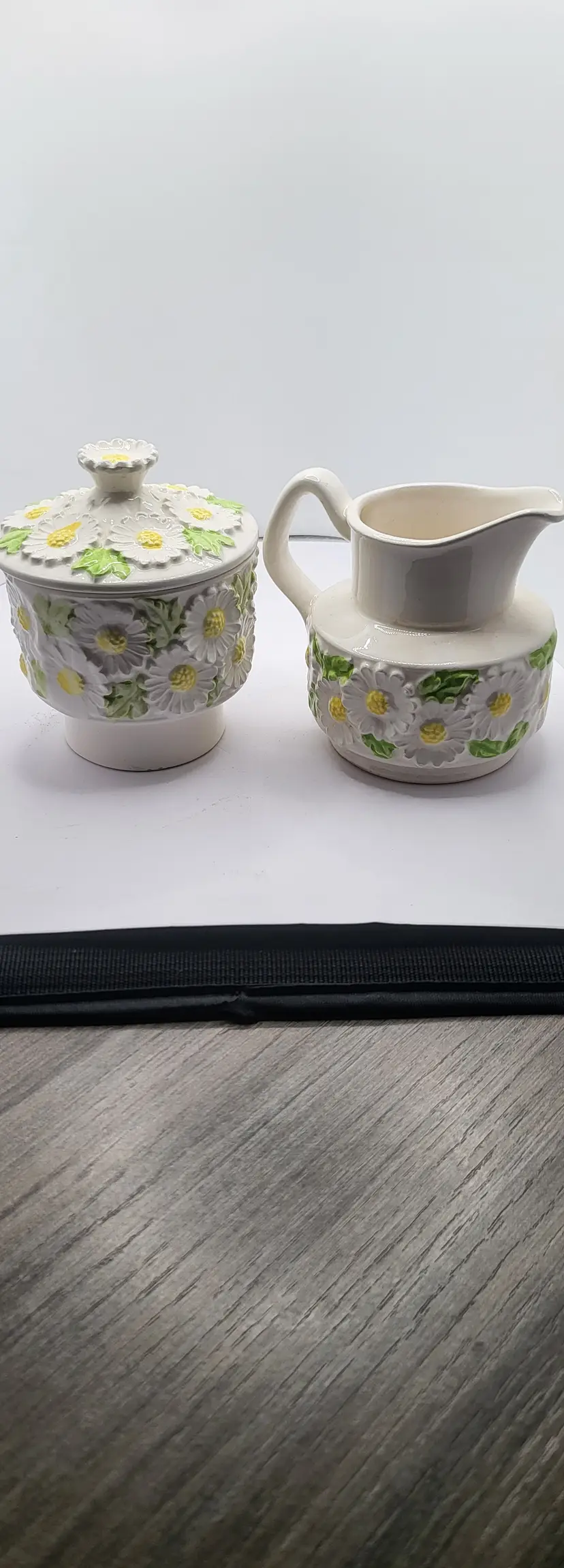 Vintage Enesco Daisy Floral Creamer and Sugar Set