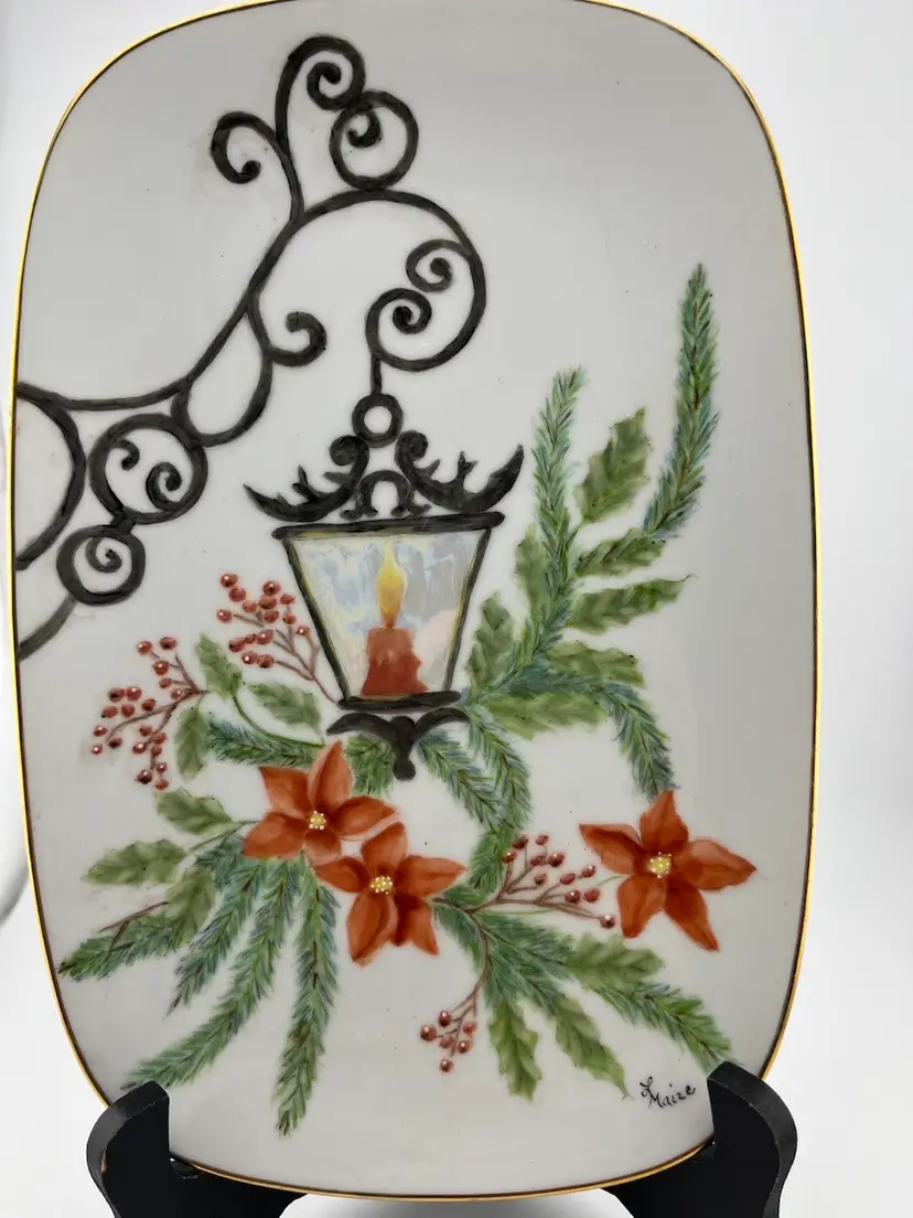 "Golden Heirloom" Shafford. Beautifully Hand Painted Slightly Concave "Ovalish/Rectangularish" Trinket or Cookie Dish.
