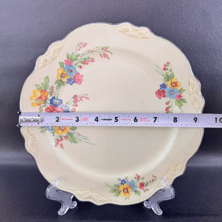 Here Comes Peter Cottontail Collection 🐇 - Vintage Easter Vingette