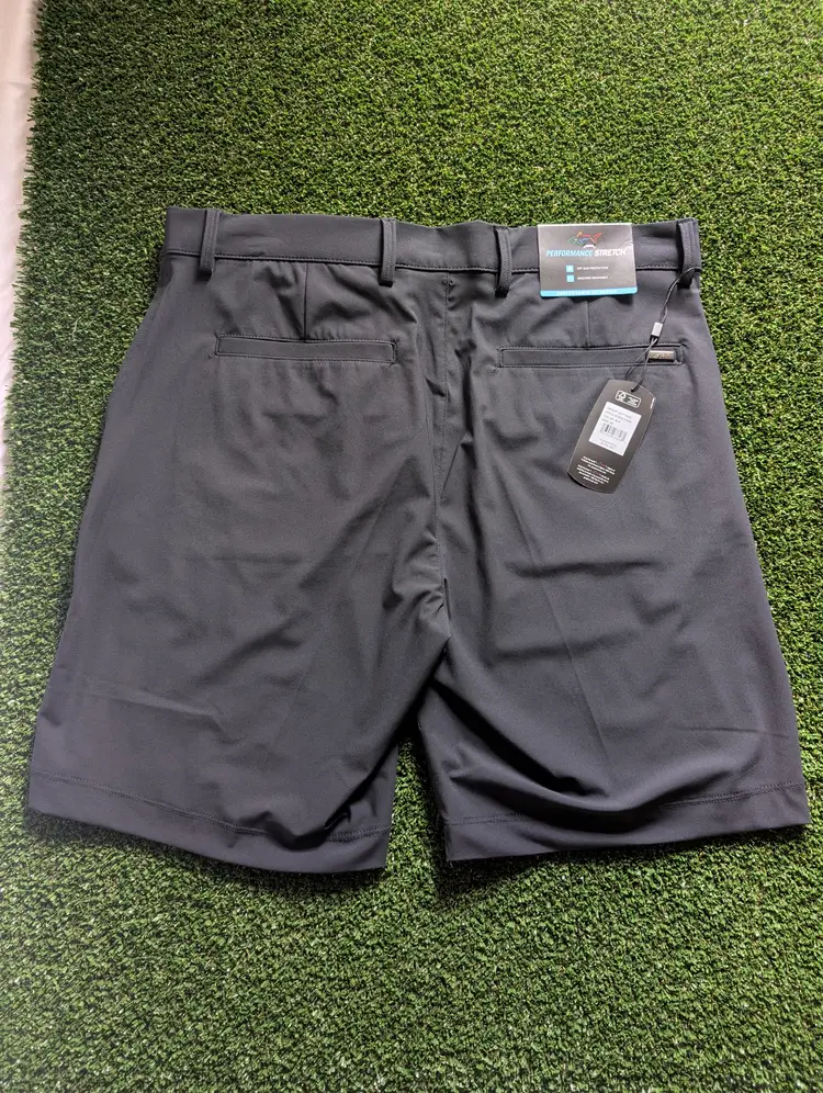 Greg Norman golf shorts size 34