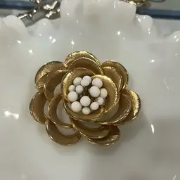 21. Brushed Gold Tone And White Bead Flower Brooch