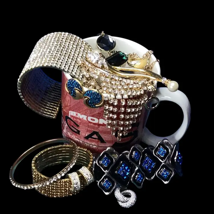 Jewelry Lot “Bling Bling Sin City” Las Vegas Mug Starbucks 12 Pieces Rhinestones Unsigned