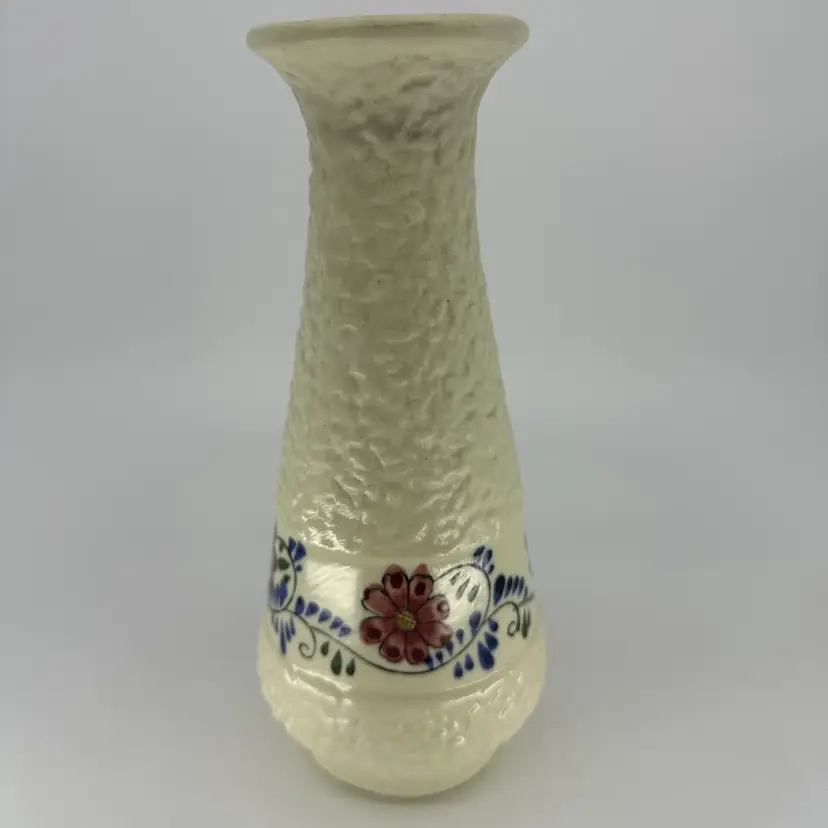 Porcelain Textured Vase With Flowers