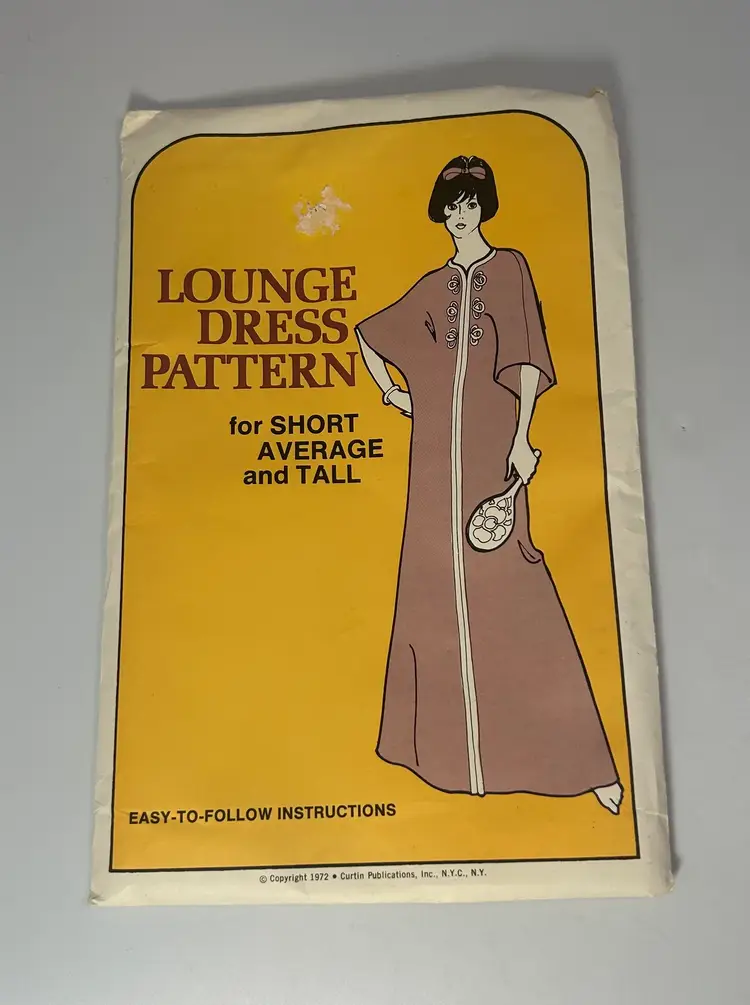 Vintage Lounge Dress Pattern For Short, Average, Tall Curtin Publications Inc 1972