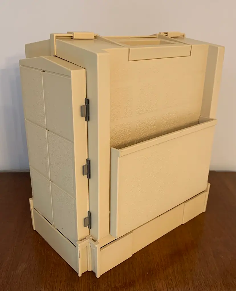 VTG Sewing Box Folding Plastic Organizer By World Wide Media With Some Thread And Needles Included