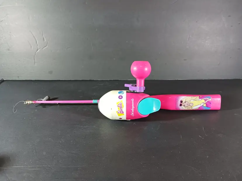 Shakespeare BARBIE CHILD SIZED FISHING ROD AND REEL COMBO with Line Weight Hook