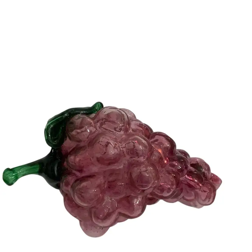 #3B Beautiful Purple 🍇 Grape Shaped Paperweight 7” Long