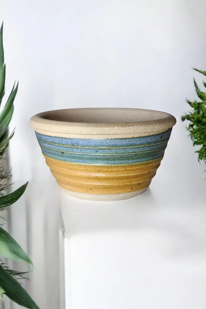 Studio Art Pottery Small Ribbed Stoneware Bowl G. Freeman 2.25in Handmade Signed