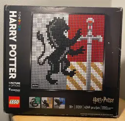 Lego Art Harry Potter 31201 Hogwarts Crests. NEW/SEALED/IN HANDS