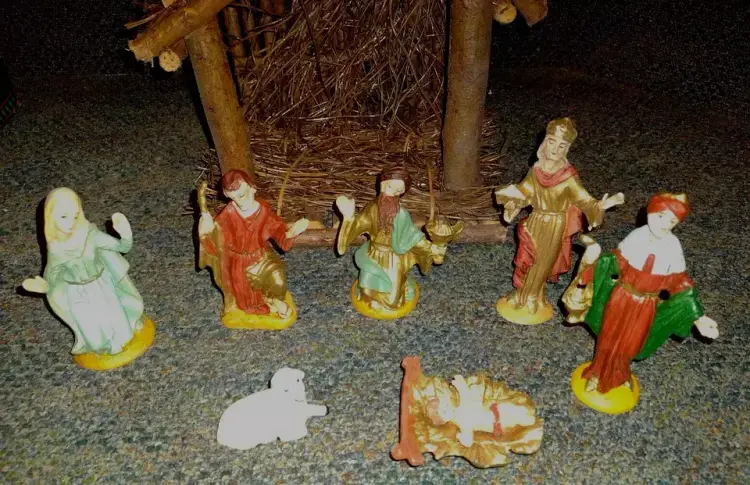 VINTAGE HOUSE OF LLOYD  NATIVITY SET CHRISTMAS RELIGIOUS VINTAGE JESUS